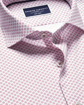 Chemise extensible à motif médaillon à col semi-italien sans repassage - Rose lie de vin