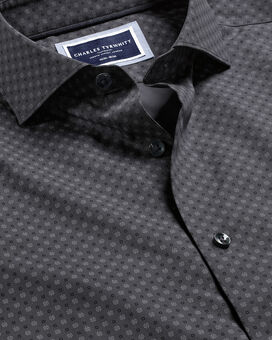 Charles Semi-Spread Collar - Grey | Medallion Print Non-Iron Charcoal Tyrwhitt Shirt