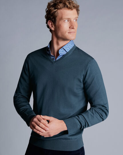 Charles Tyrwhitt Men's V-Neck Merino Sweater