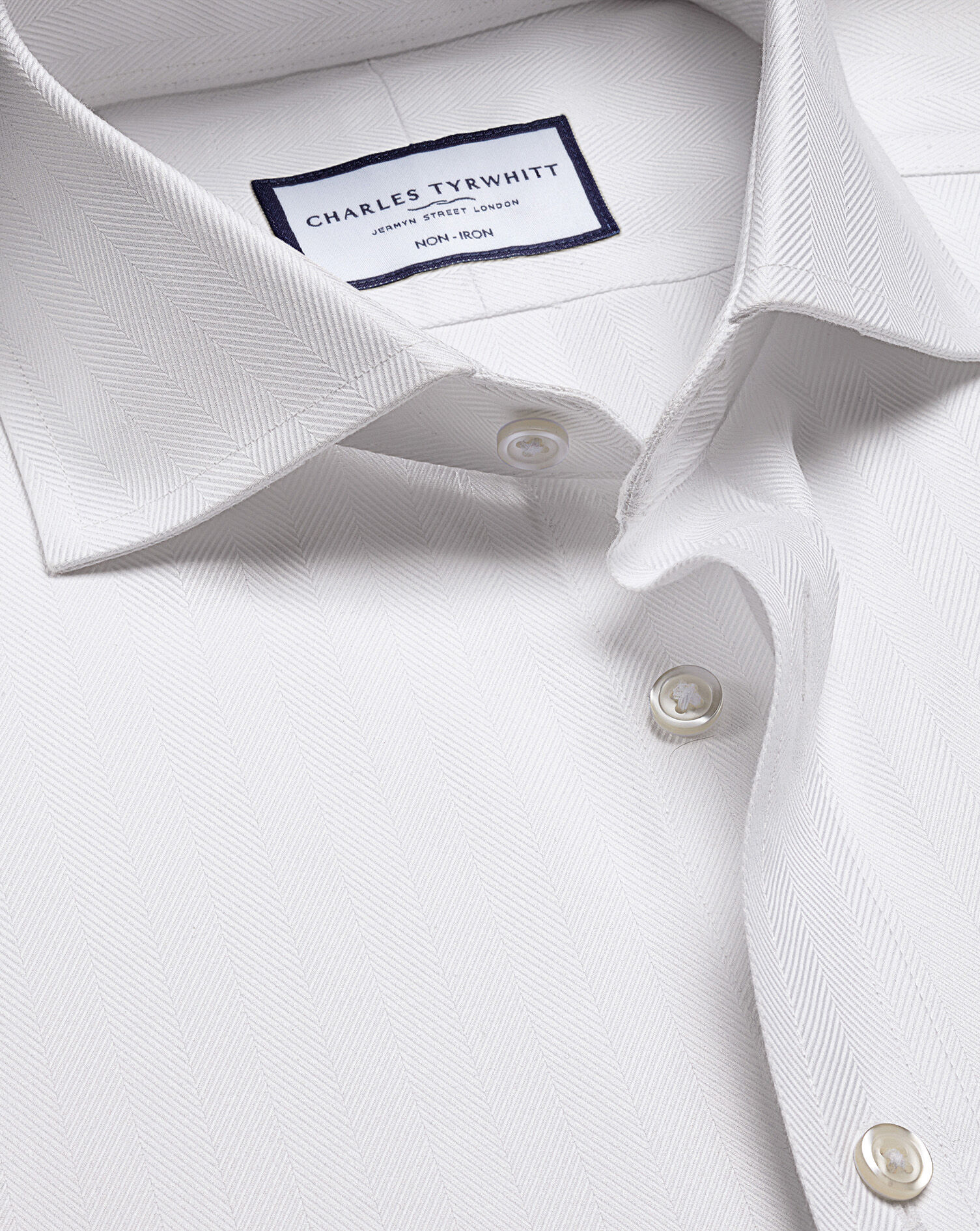 Men's White Dress Shirts and Formal Shirts | Charles Tyrwhitt