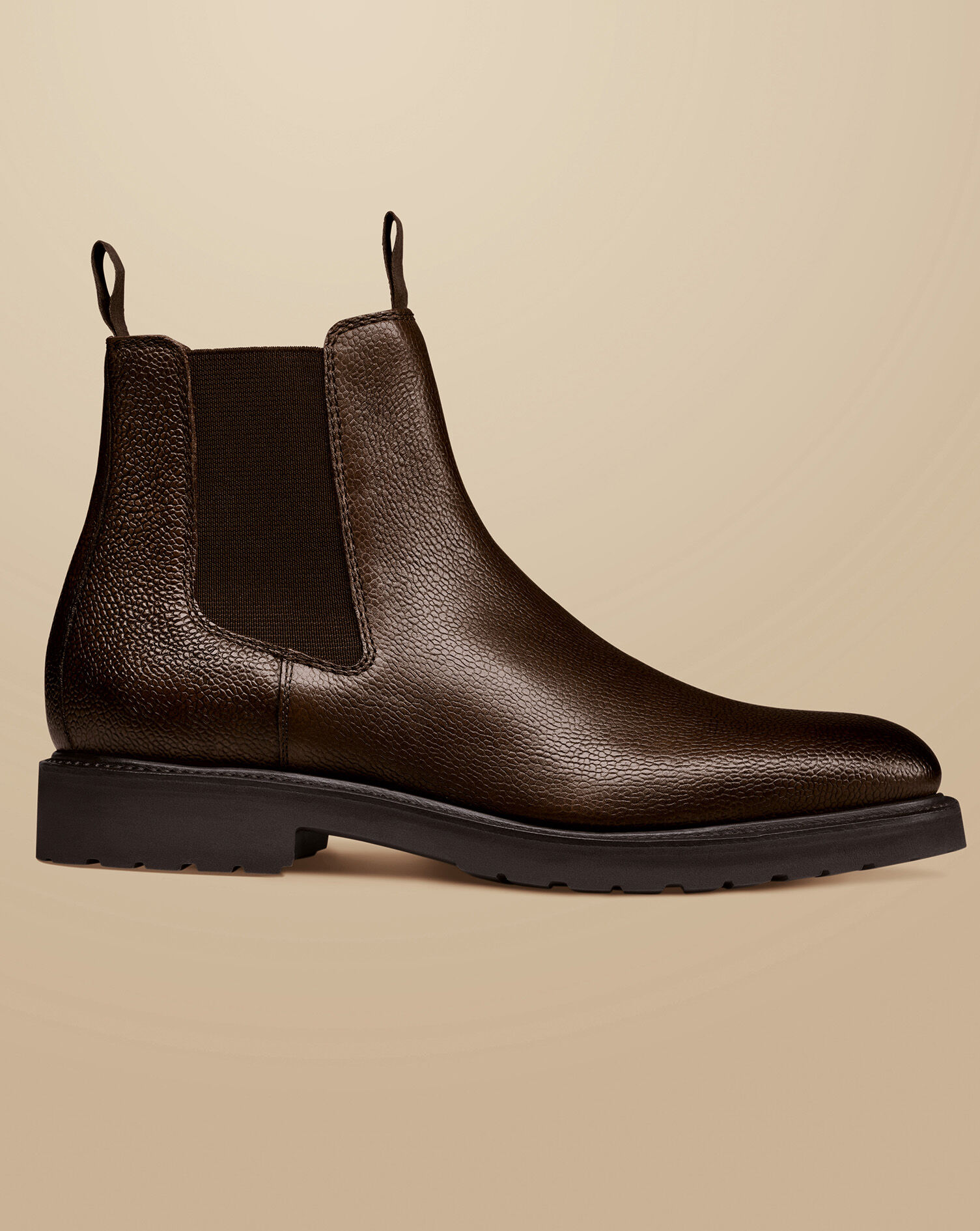 Mens chelsea boots outlet with rubber sole