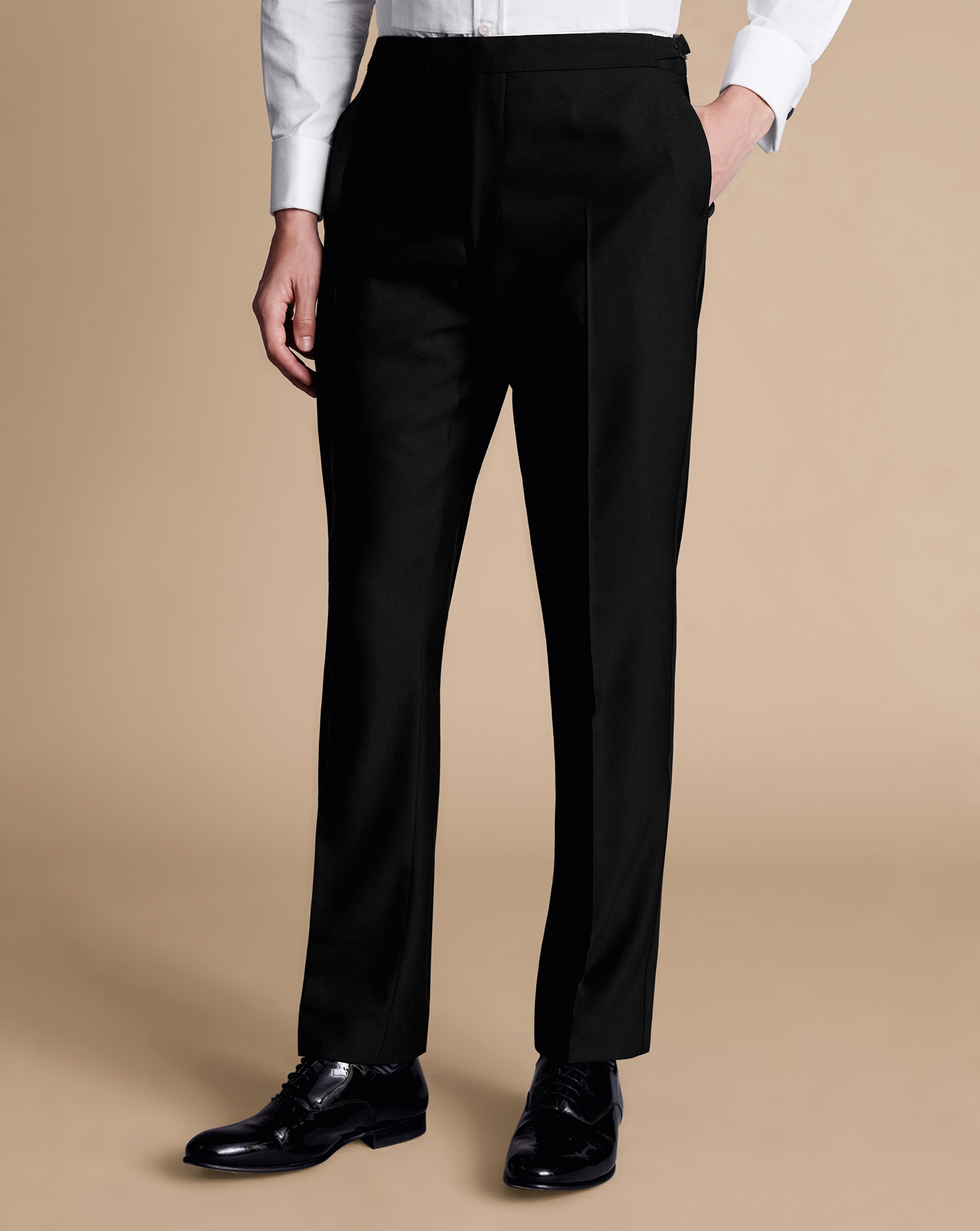 Peak Lapel Tuxedo Dinner Suit - Black 