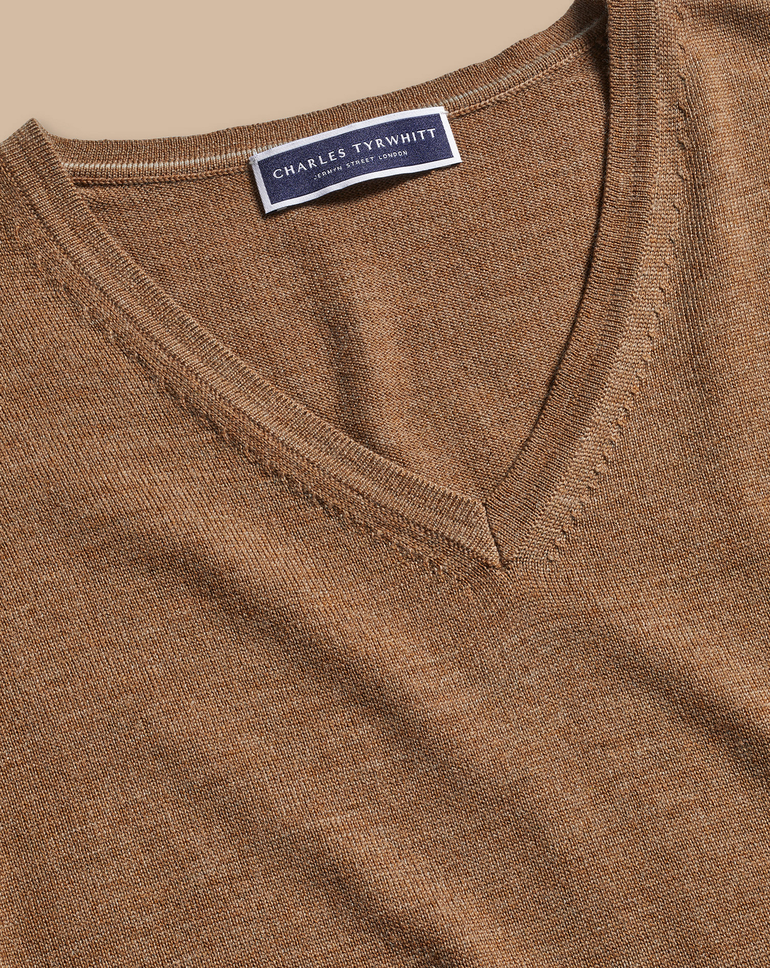 Merino V-Neck Jumper - Sand