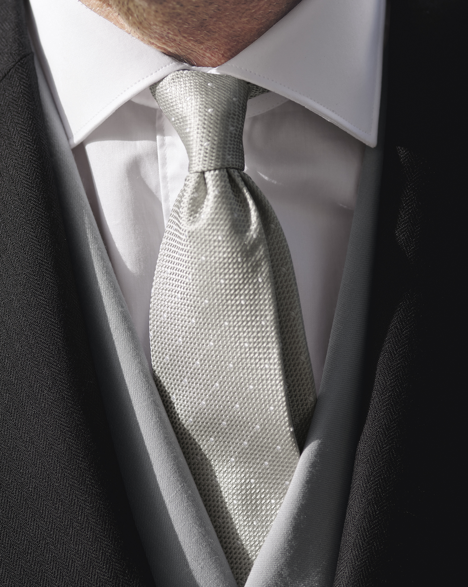 Spot Silk Tie - Silver Grey