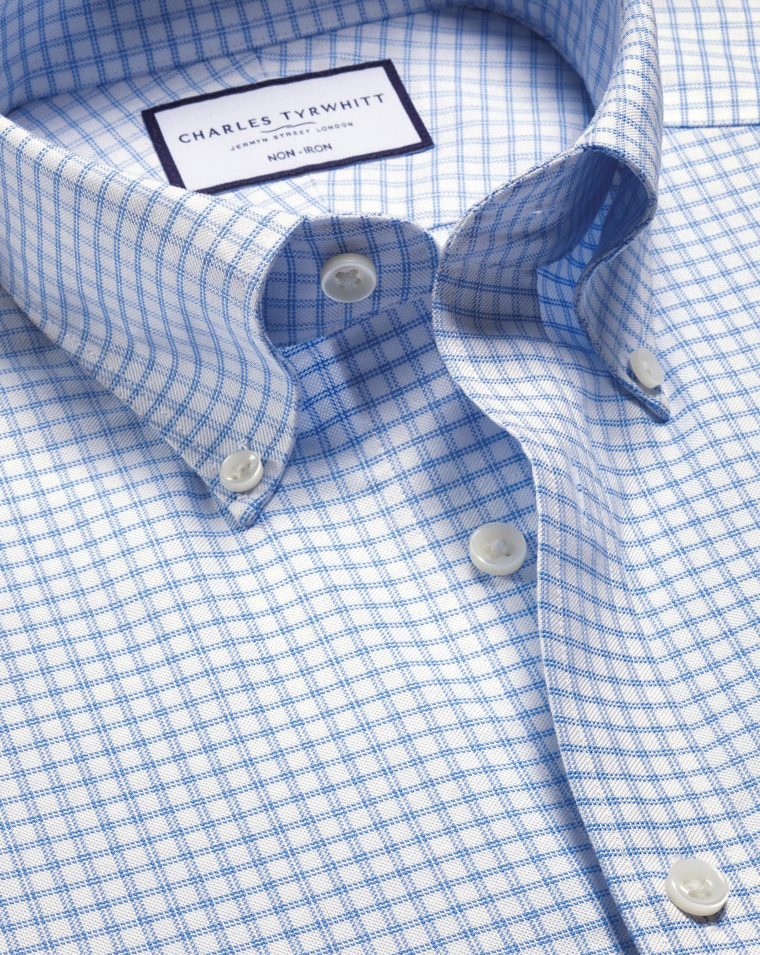 Charles Tyrwhitt Bügelfreies Stretch-Oxfordhemd mit Karos - Kornblumenblau Knopfmanschette