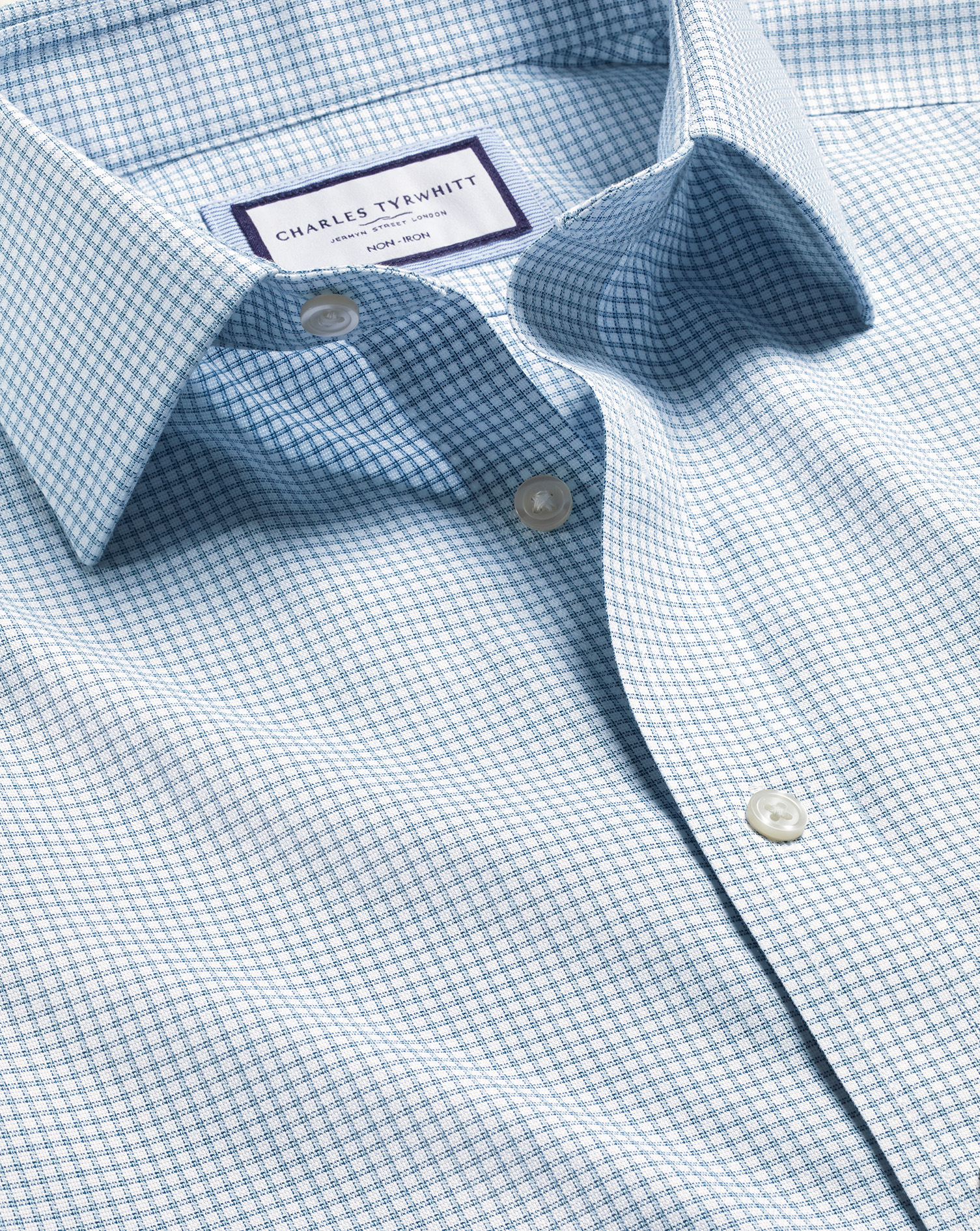 Charles Tyrwhitt Bügelfreies Royal-Oxfordhemd mit Karos - Hellblau Knopfmanschette