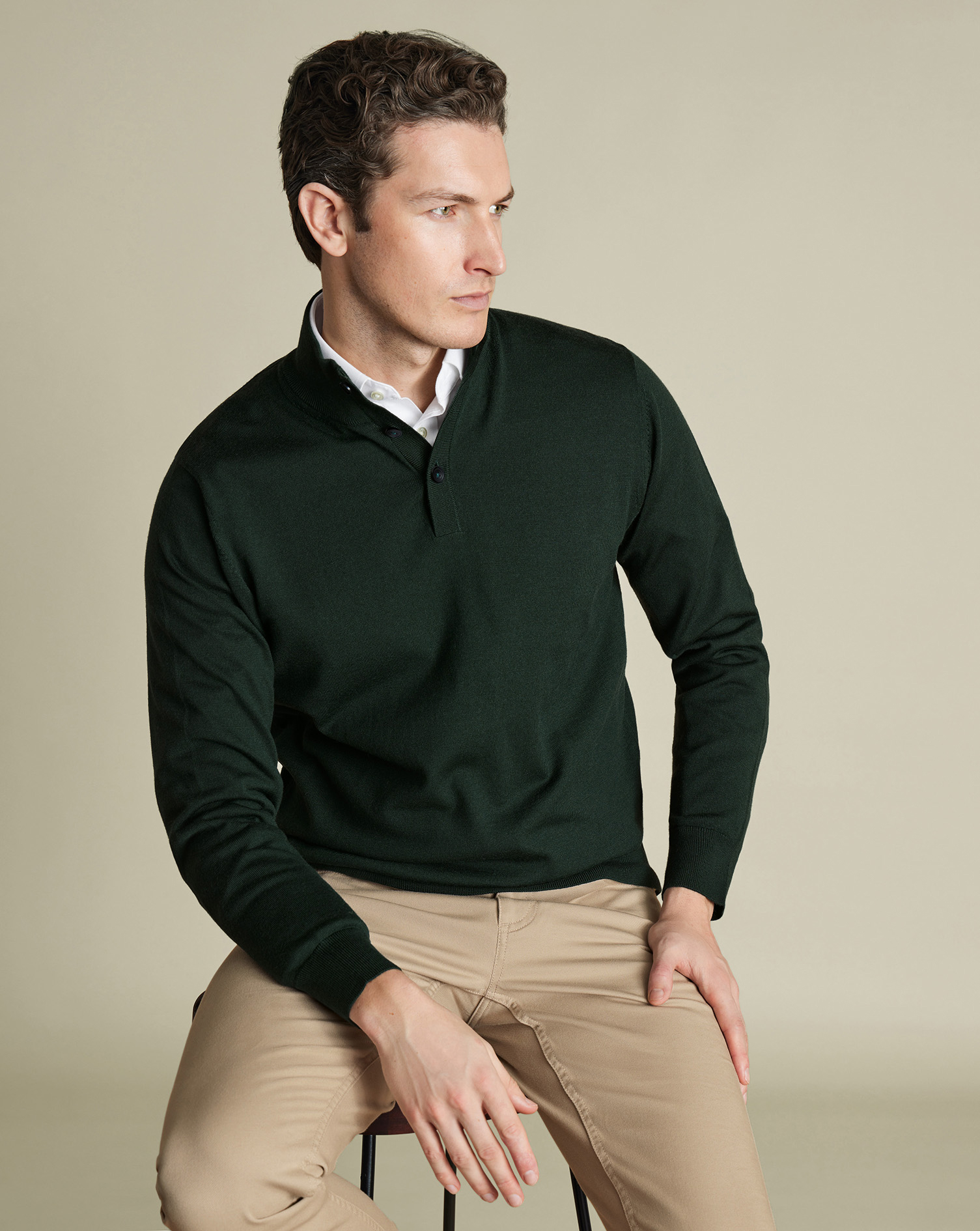 Charles Tyrwhitt Pullover aus Merinowolle mit Knöpfen - Waldgrün