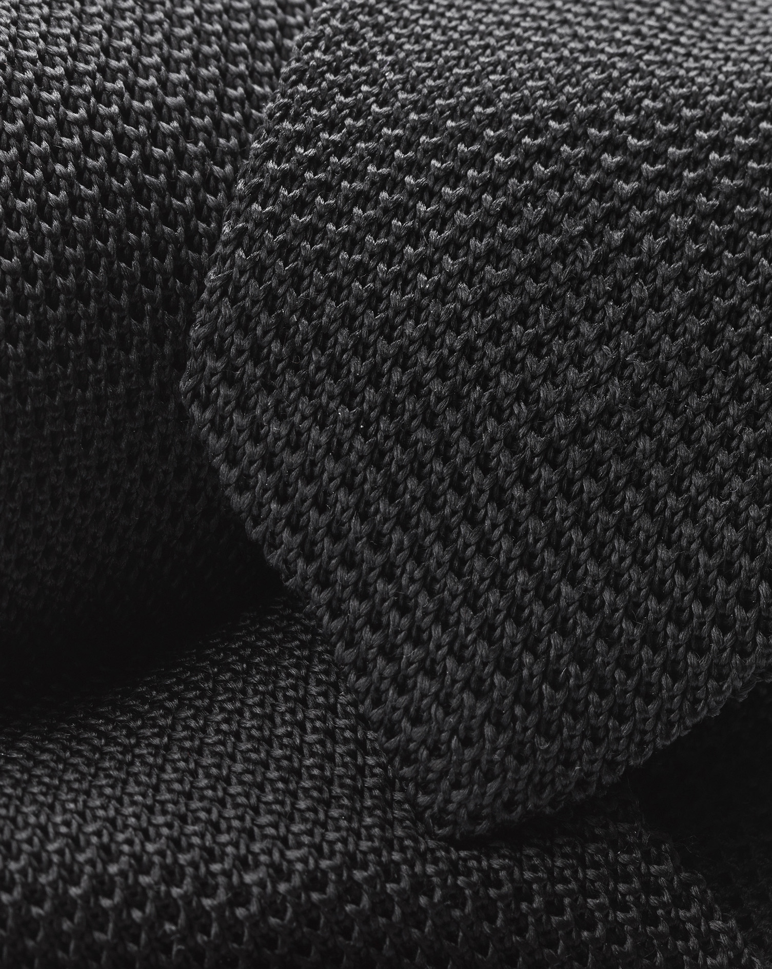 Knitted Silk Slim Tie - Black