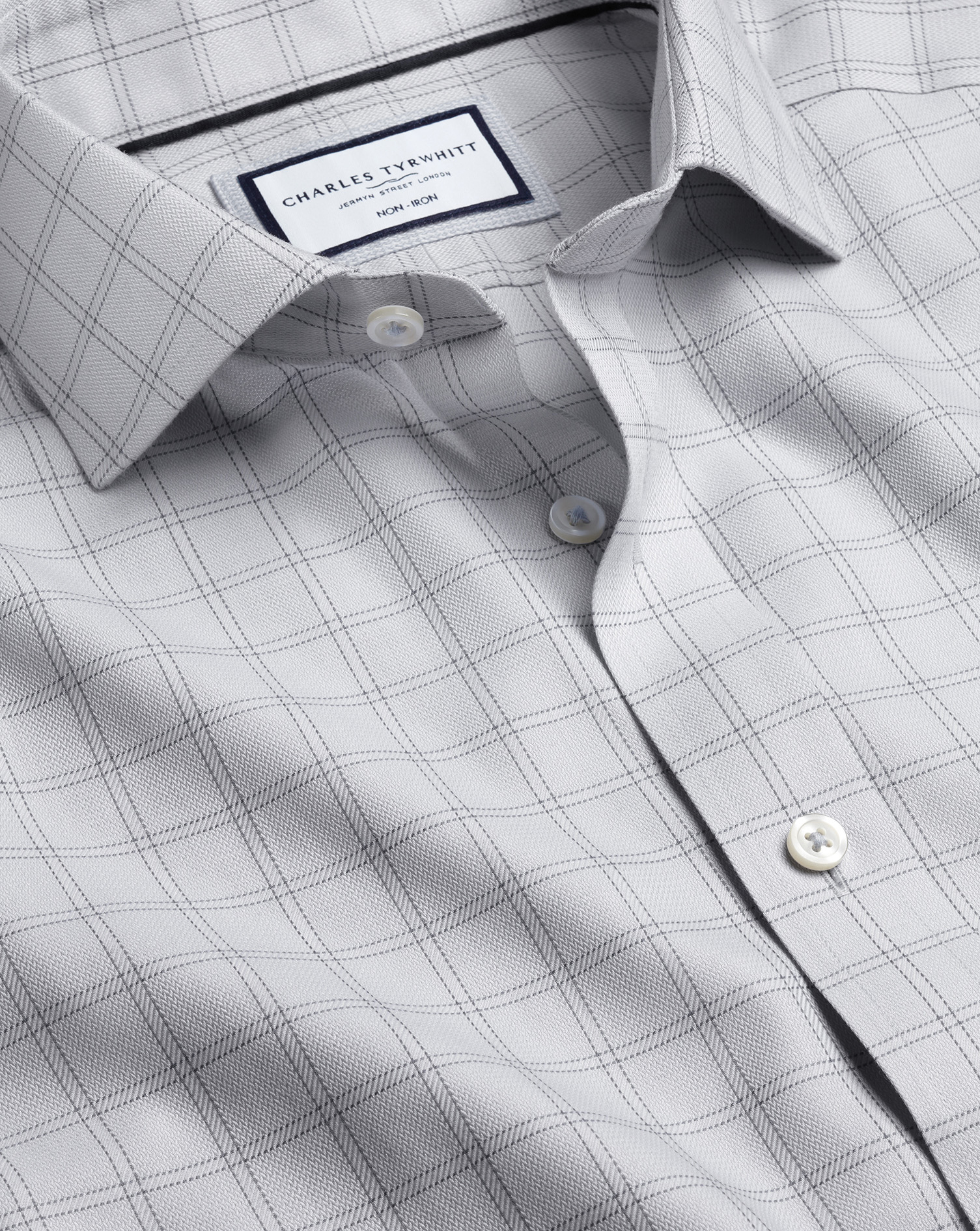 Charles Tyrwhitt Men's  Cutaway Collar Non-iron Mayfair Weave Check Dress Shirt In Grey