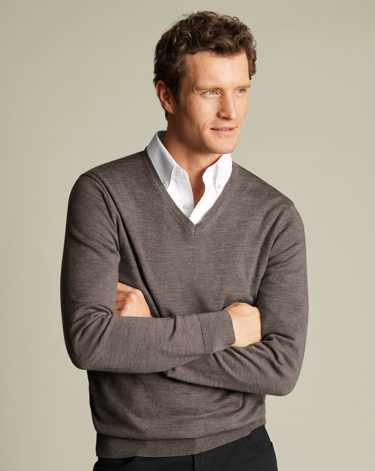 Charles Tyrwhitt Pullover aus Merinowolle mit V-Ausschnitt - Mokka