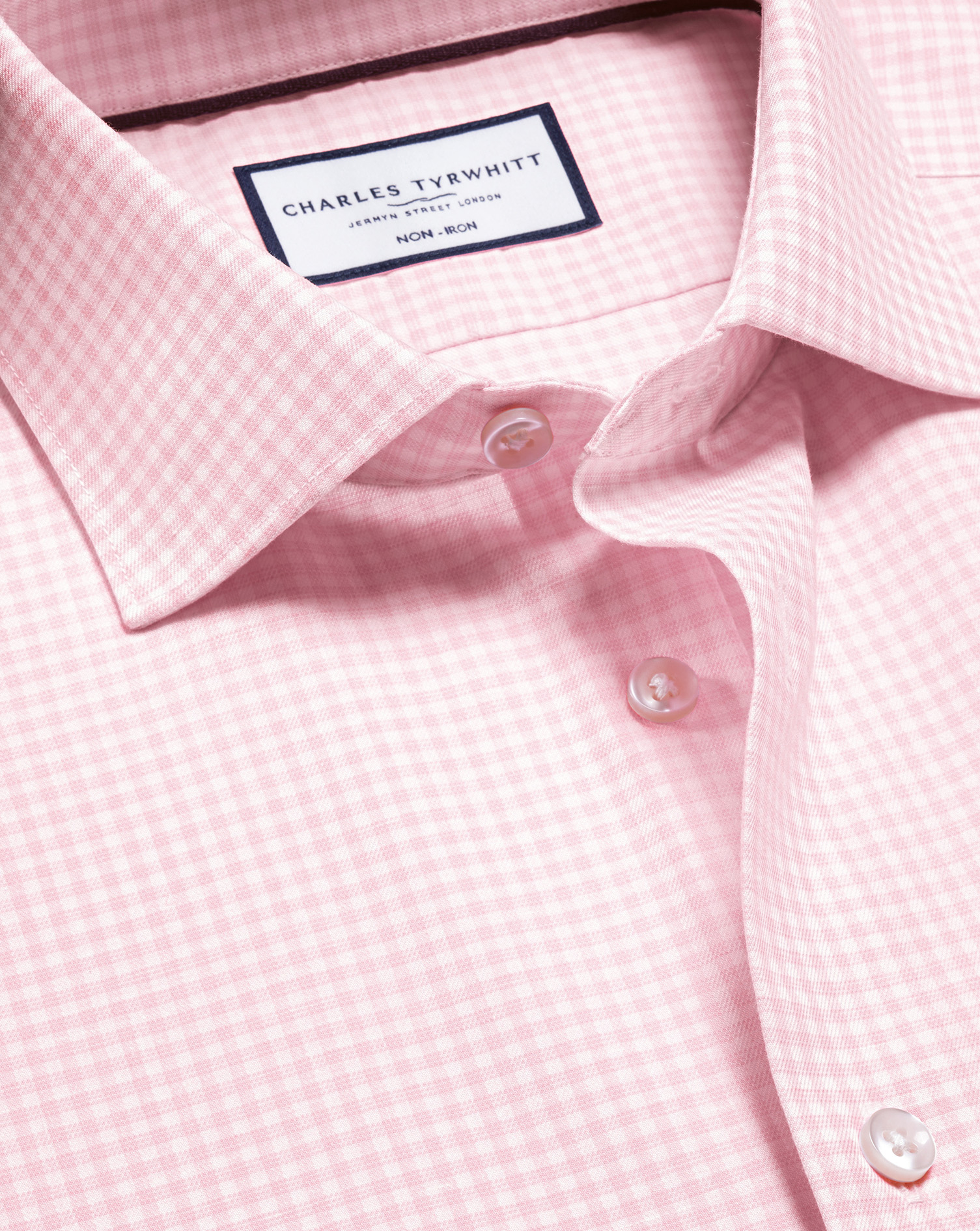 Charles Tyrwhitt Bügelfreies Hemd aus Baumwoll-Leinen-Mix mit Karos - Rosa Knopfmanschette