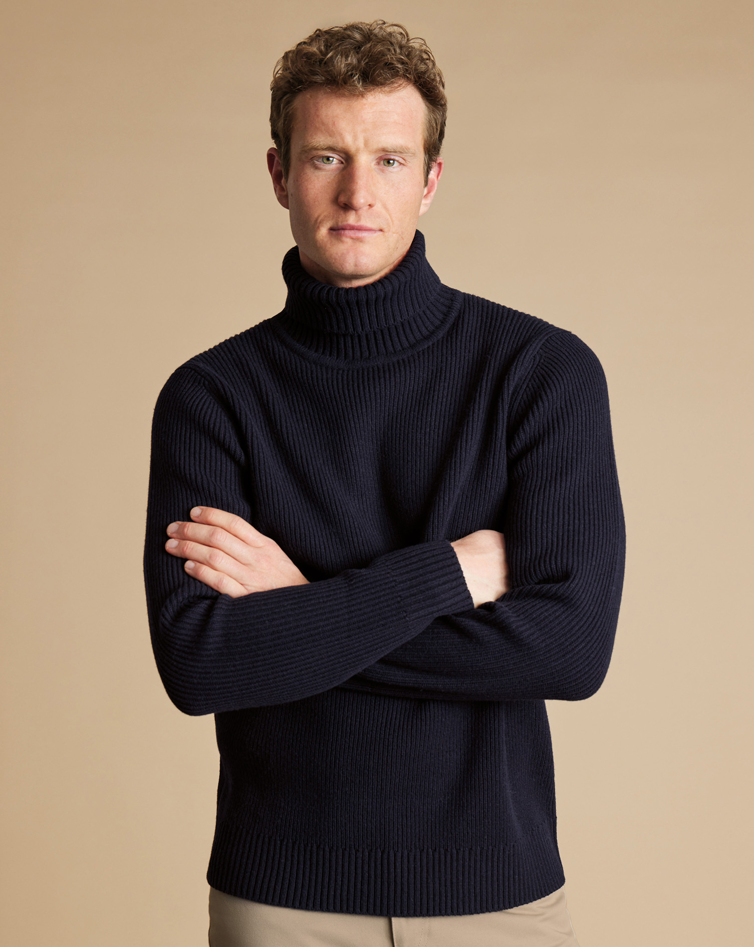 Charles Tyrwhitt Schwerer Pullover aus Merinowolle mit Rollkragen - Marineblau