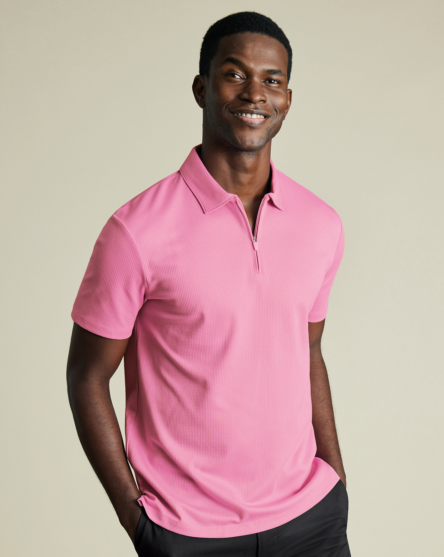 Charles Tyrwhitt Performance Polo mit Reißverschlusskragen - Rosa