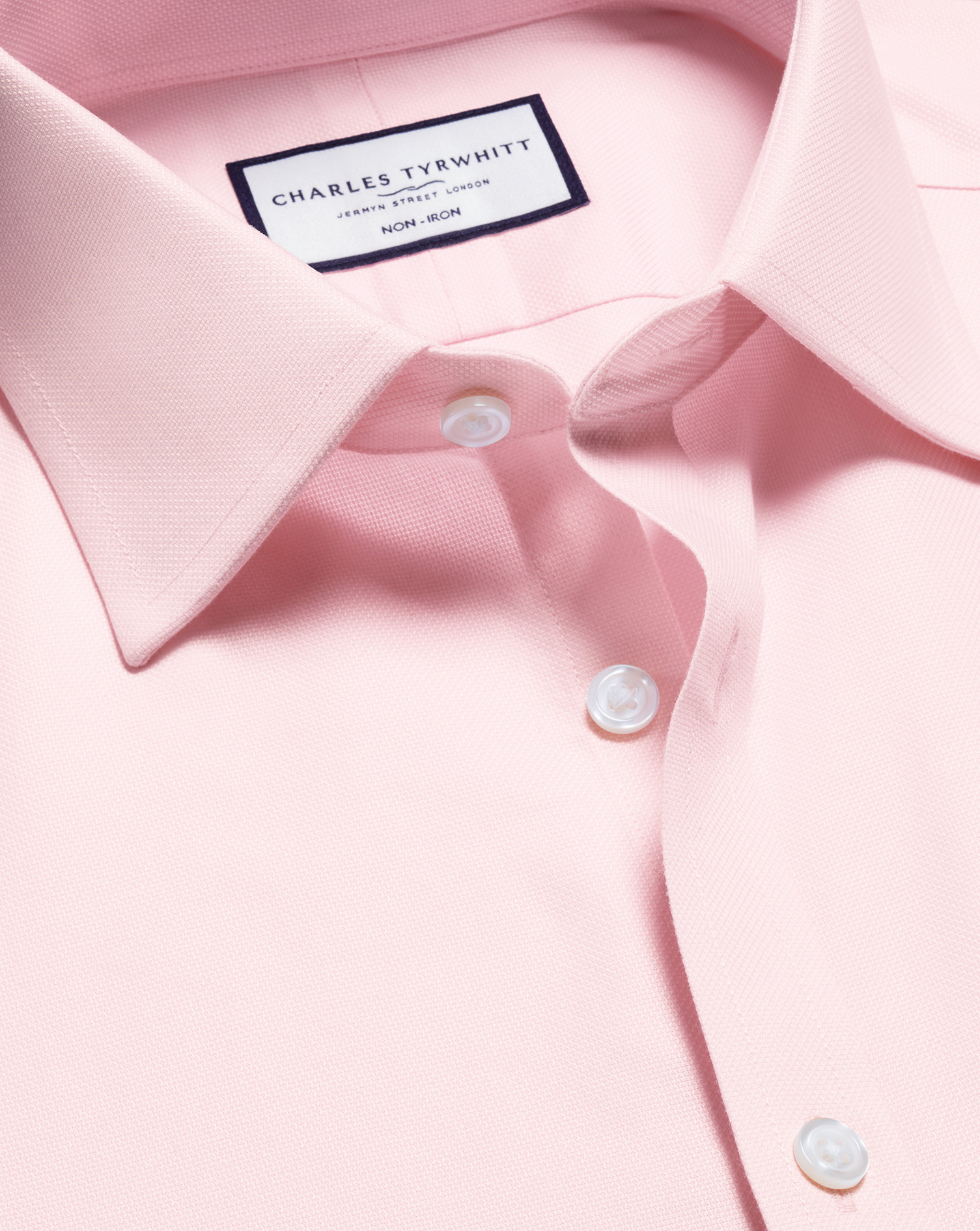 Charles Tyrwhitt Bügelfreies Royal-Oxfordhemd - Hellrosa Knopfmanschette