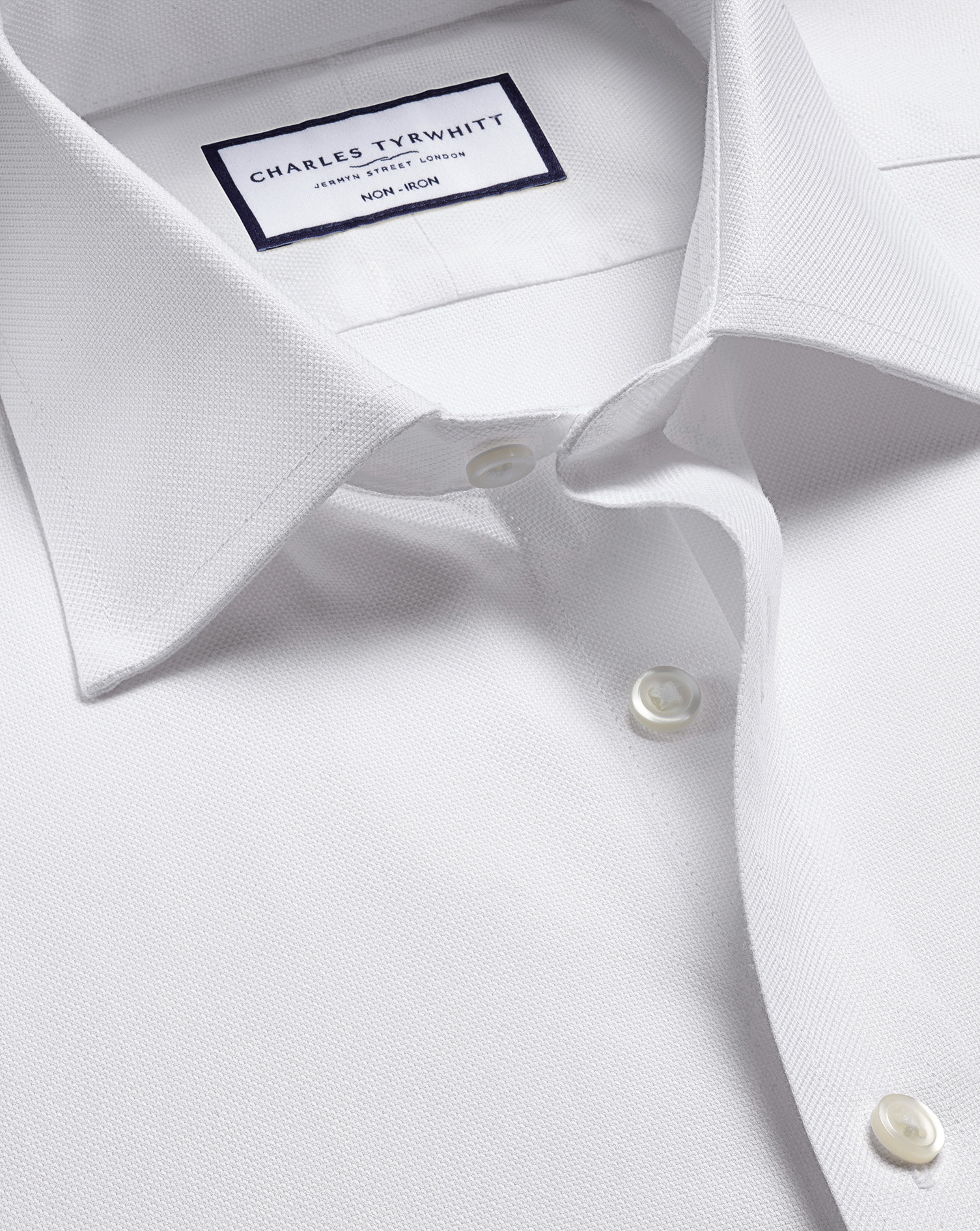 Charles Tyrwhitt Bügelfreies Royal-Oxfordhemd - Weiß Knopfmanschette