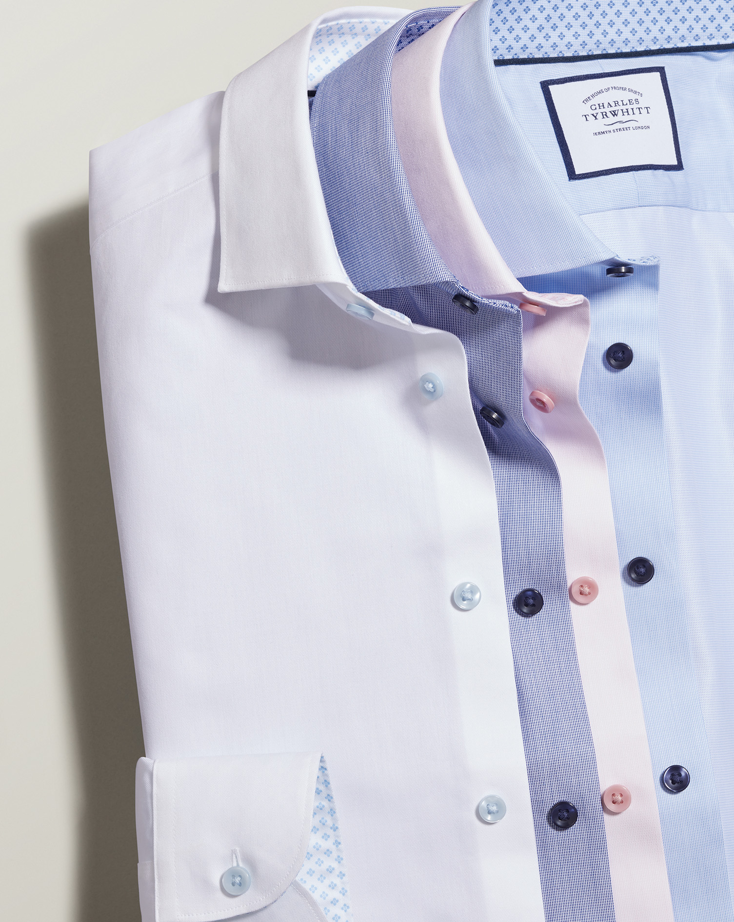 Semi-Cutaway Collar Twill Shirt with Printed Trim - White