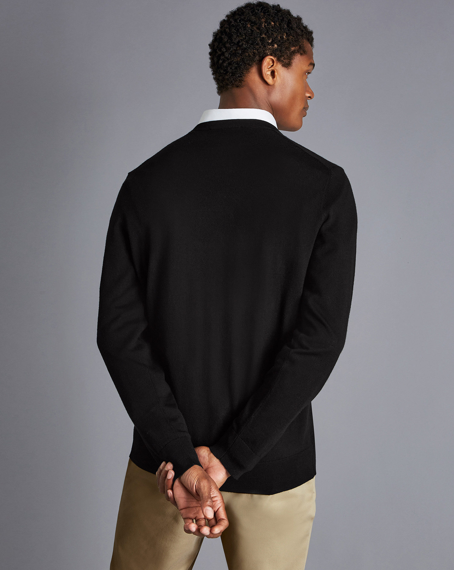 Merino V-Neck Jumper - Black